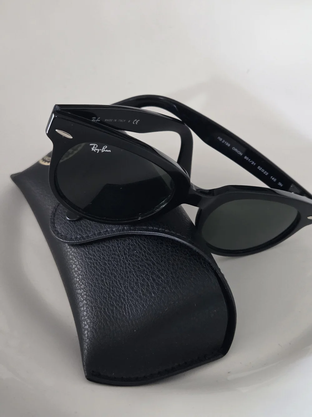 Ray-Ban Black Oval Cat-Eye Sunglasses